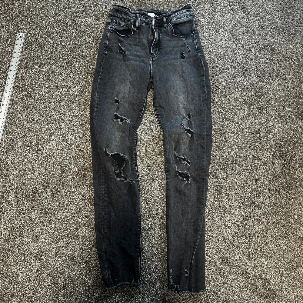 KanCan Skinny Jeans Womens 27 Black Excellent Distressed Kurvy Ultra High Rise